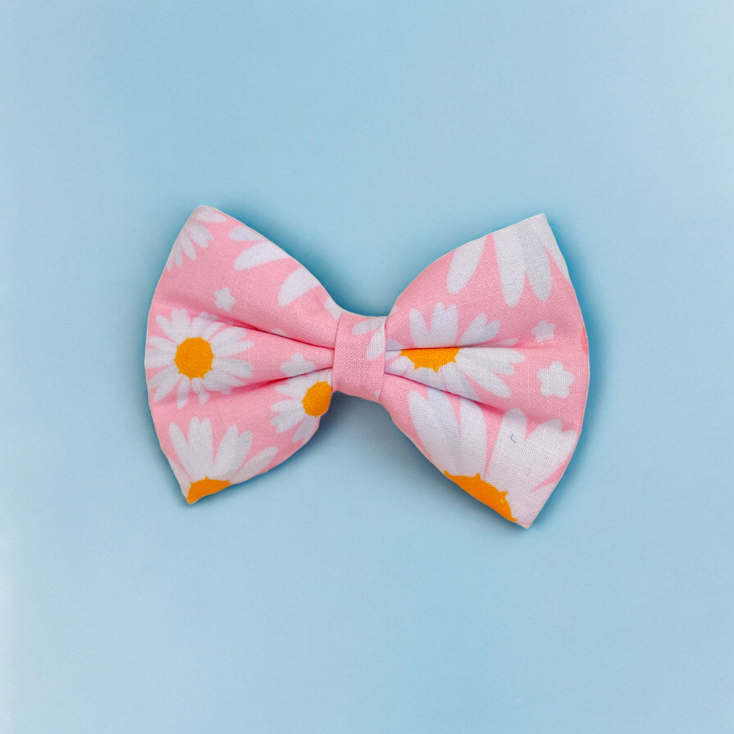 Dainty Daisy Classic Bow