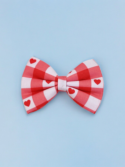 Heartfelt Gingham Collar + Leash + Classic Bow