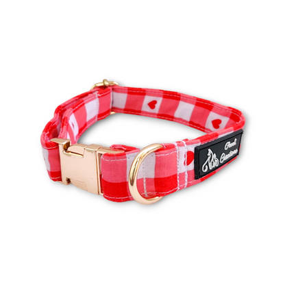 Heartfelt Gingham Collar